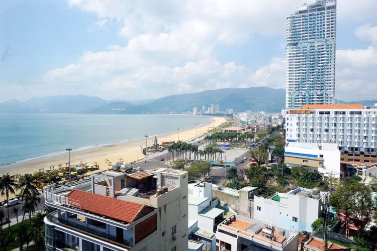 Cuối tháng 11/2019, Tờ CNN (Mỹ) đã ca ngợi và nhận xét thành phố Quy Nhơn là “có mọi thứ mà một du khách mong muốn”.