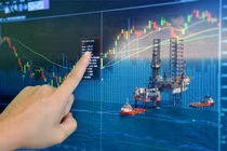 72 giờ đóng mở eo biển Hormuz: Giá dầu đảo chiều, 20.000 thủy thủ kẹt