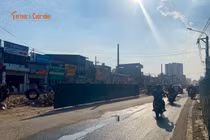 Những cung đường "trọc tán", ngập bụi gồng mình qua mùa nắng