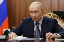 Tổng thống Nga Putin tuyên bố ngừng bắn 32 giờ ở Ukraine trong dịp lễ Phục sinh