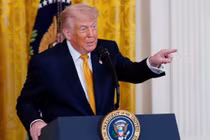 Lý do ông Trump hoãn cuộc tấn công quy mô lớn vào Iran