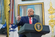 Tuyên bố cứng rắn của Tổng thống Mỹ Donald Trump gửi tới Iran