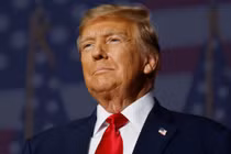 Tổng thống Trump đưa ra cảnh báo cứng rắn với Iran
