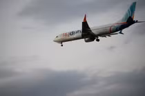 Diễn biến vụ máy bay Flydubai nghi bị không tặc