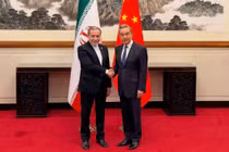 Trung Quốc kêu gọi lệnh ngừng bắn toàn diện giữa Mỹ và Iran