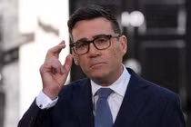 Thấy gì qua cuộc cải tổ nội các của tân Thủ tướng Anh Andy Burnham?
