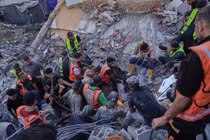 Sập nhà ở Gaza, 19 người thiệt mạng