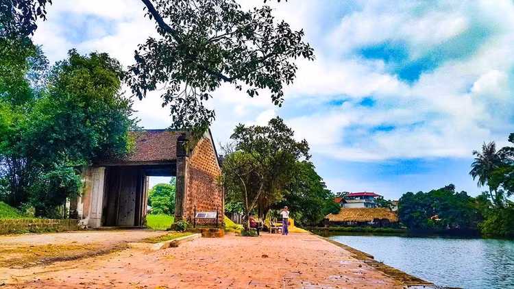 Làng cổ Đường Lâm. Ảnh Elite Tour