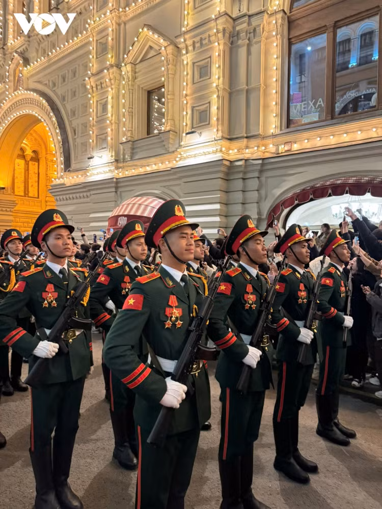 Hình ảnh các chiến sĩ Việt Nam tham gia sơ duyệt tại Quảng trường Đỏ - Hình 2 Hinh anh cac chien si Viet Nam tham gia so duyet tai Quang truong Do-Hinh-2