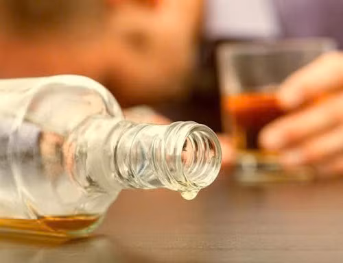 Rượu bia - “sát thủ thầm lặng” phá hủy lá gan - Ảnh minh họa