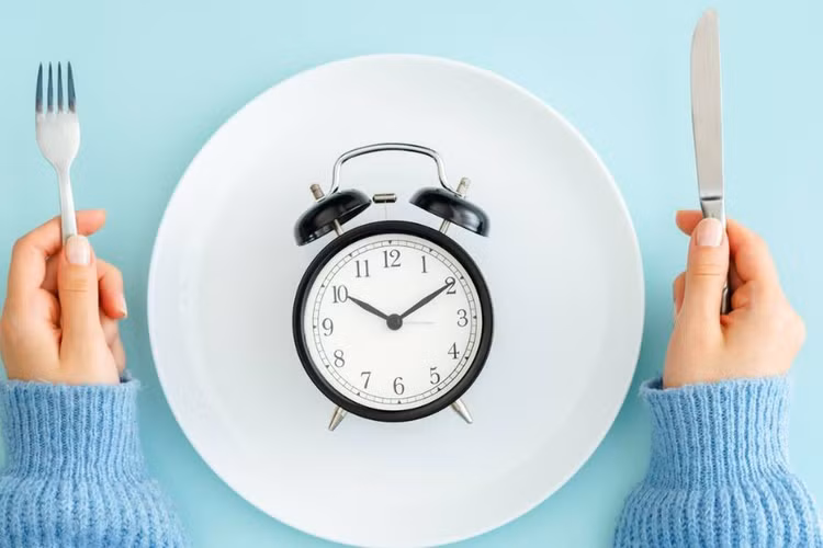 Nhịn ăn gián đoạn tăng nguy cơ đột quỵ, đau tim? Ảnh minh họa Nhịn ăn gián đoạn tăng nguy cơ đột quỵ, đau tim? Ảnh minh họa