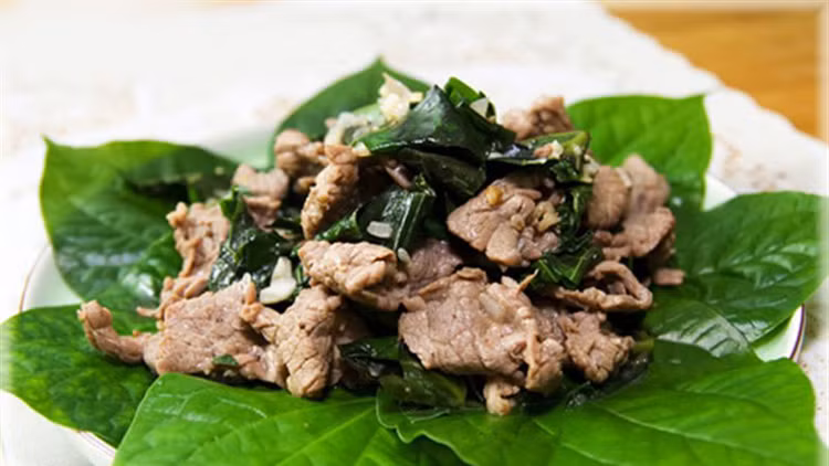 Hôm nay ăn gì: Thịt bò xào lá lốt, thơm ngon, ai cũng ăn ghiền Hôm nay ăn gì: Thịt bò xào lá lốt, thơm ngon, ai cũng ăn ghiền