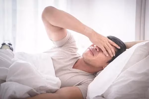 Dấu hiệu cảnh báo đột quỵ khi ngủ. Ảnh minh họa