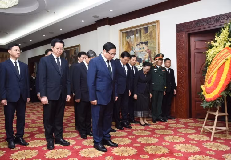 Thu tuong Pham Minh Chinh se du Le truy dieu dong chi Khamtay Siphandone