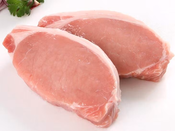 Thịt lợn thăn giàu dinh dưỡng được các chuyên gia khuyên ăn.