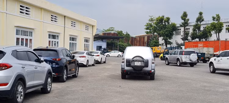 Tại TPHCM, Ô tô mang biển kiểm soát 51D-088.21 vừa được kiểm định xong lúc 15h 33 ngày 7/3/2023.