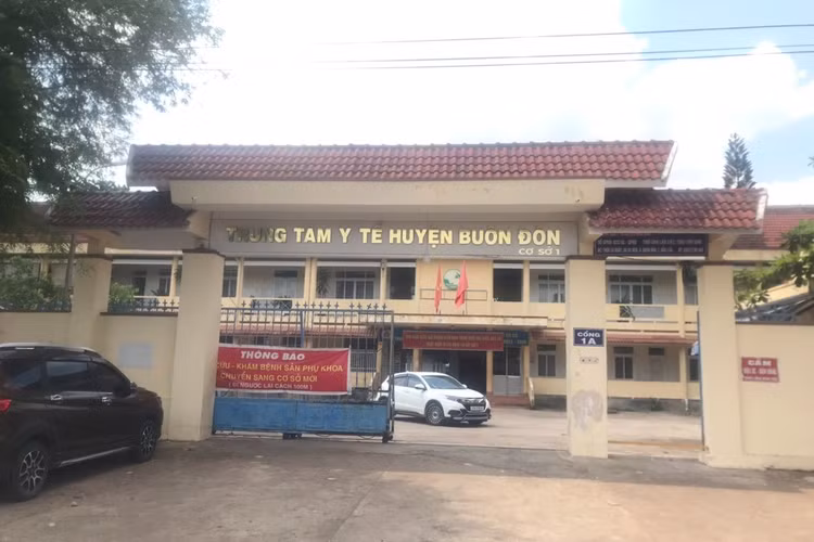 Trung tâm Y tế huyện Buôn Đôn. Ảnh Vietnamnet Trung tâm Y tế huyện Buôn Đôn. Ảnh Vietnamnet