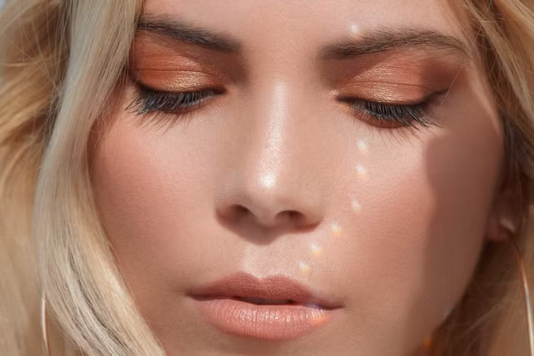 Sắc đào Peach Fuzz được Pantone vinh danh là màu sắc của năm 2024. Ảnh Living360