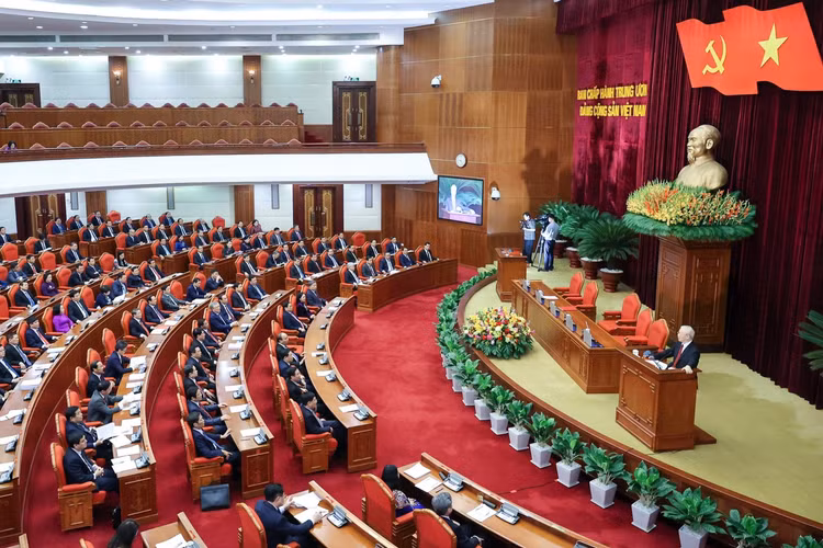 Quang cảnh bế mạc Hội nghị Trung ương 6 khóa XIII sáng 9/10 (Ảnh: Quốc Chính). Quang cảnh bế mạc Hội nghị Trung ương 6 khóa XIII sáng 9/10 (Ảnh: Quốc Chính).