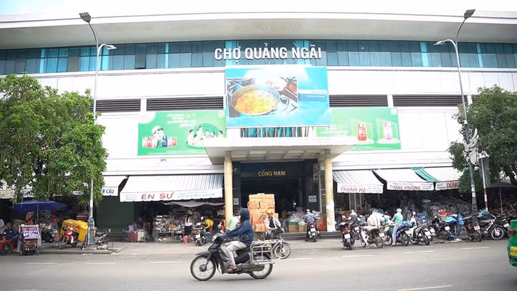 Xử phạt hành chính số tiền 255 triệu đồng đối với Ban quản lý chợ Quảng Ngãi. Ảnh báo Văn Hóa