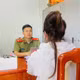 Công an làm việc với người ghép ảnh SGK có bài thơ ‘thịt chó mắm tôm’