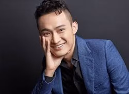 Dai gia chi 156 ty mua “qua chuoi dan tuong” la ai?-Hinh-4