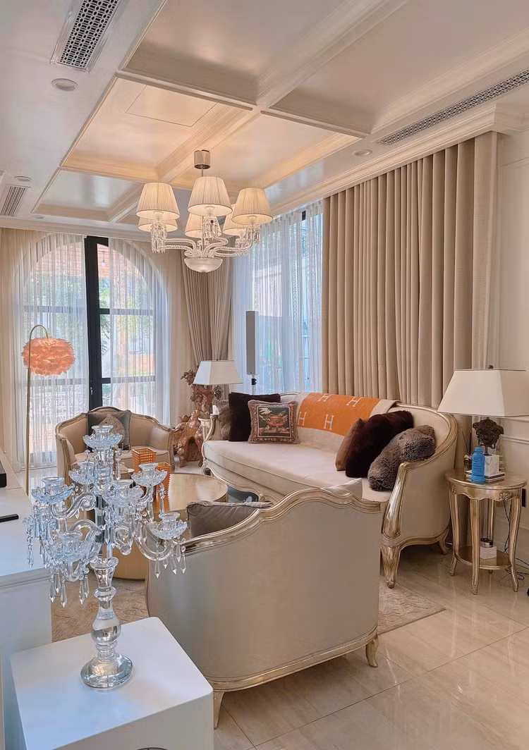 Noi that xa hoa gay sot trong biet thu 600m2 cua Le Quyen-Hinh-2