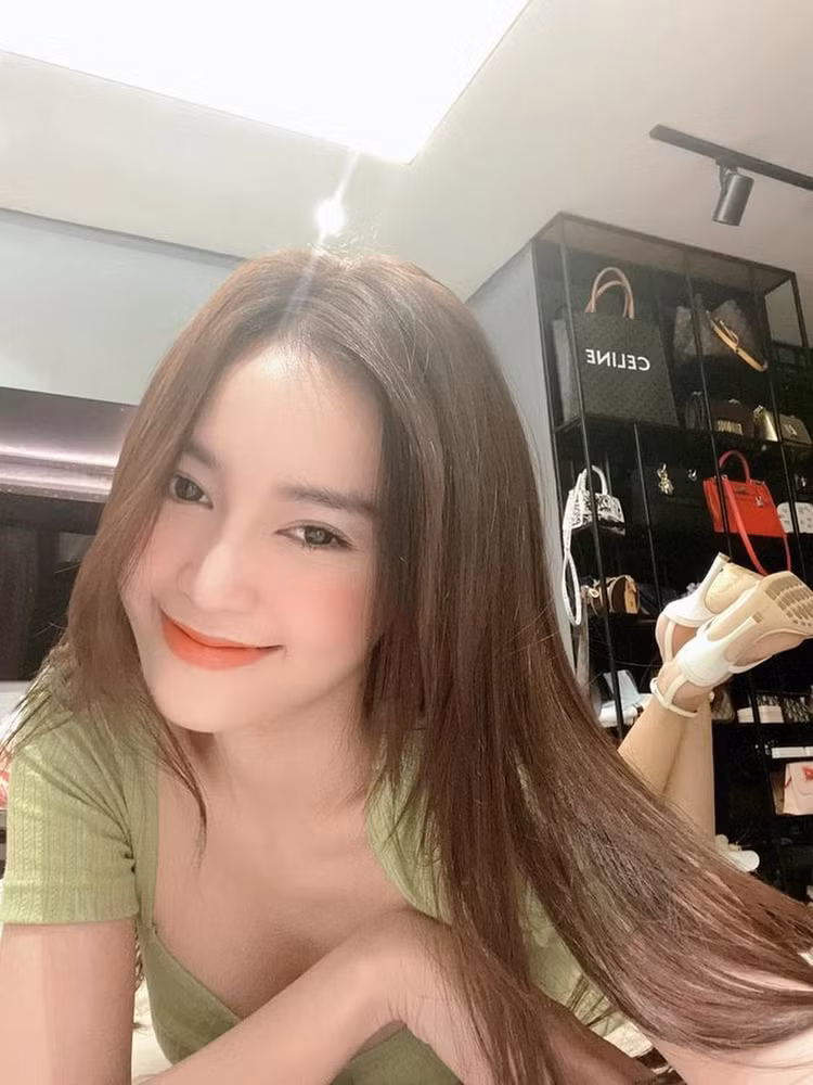 Khoi tai san khong lo cua Ninh Duong Lan Ngoc o tuoi 34-Hinh-8