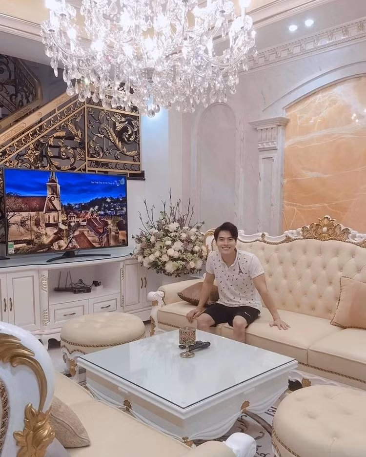Ben trong biet thu nhu cung dien cua “MC giau nhat Viet Nam“-Hinh-6