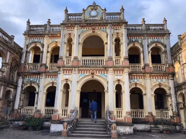 Dinh thự cổ 10.000m2 xa hoa bậc nhất một thời vùng Tây Bắc - Hình 4 Dinh thu co 10.000m2 xa hoa bac nhat mot thoi vung Tay Bac-Hinh-4