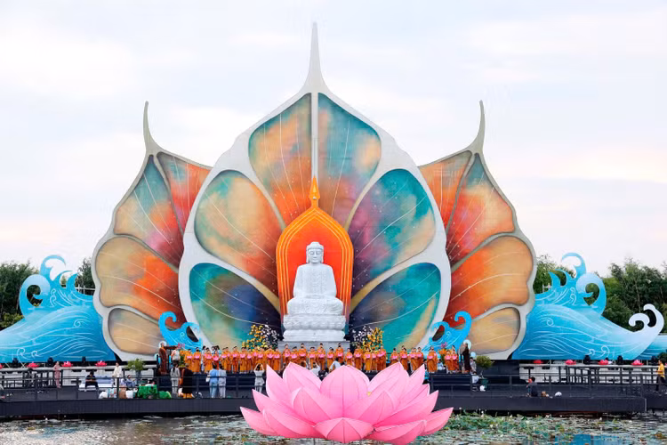 TP Ho Chi Minh: San sang chao mung dai le Vesak 2025-Hinh-3