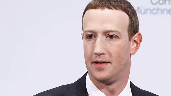 Vuon len giau thu 2 the gioi, Mark Zuckerberg co bao nhieu tien?-Hinh-2
