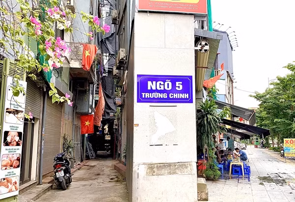 Nhung can nha sieu mong, sieu meo tien ty gay sot o Ha Noi-Hinh-6