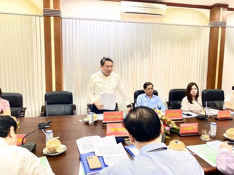 Đảng đoàn Liên hiệp Hội Việt Nam làm việc với Tỉnh ủy Khánh Hòa - Hình 3 Dang doan Lien hiep Hoi Viet Nam lam viec voi Tinh uy Khanh Hoa-Hinh-3
