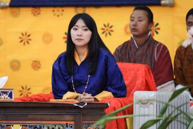 Cong chua Bhutan song kin tieng, xinh dep gay bao mang-Hinh-2
