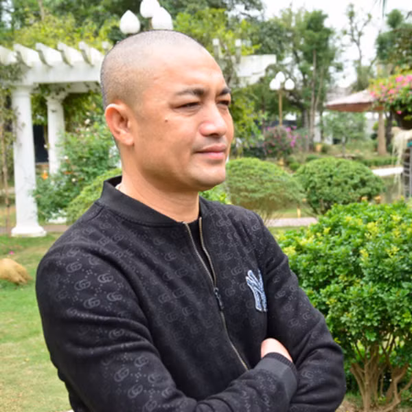 Choang ngop biet thu trieu do cua “dai gia trai lon” Hai Duong