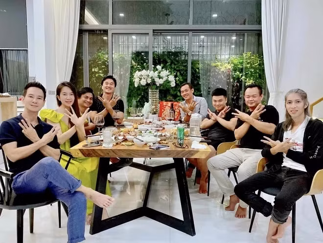 Biệt thự triệu đô xanh mướt ở ngoại thành của Lý Hải - Minh Hà - Hình 6 Biet thu trieu do xanh muot o ngoai thanh cua Ly Hai - Minh Ha-Hinh-6