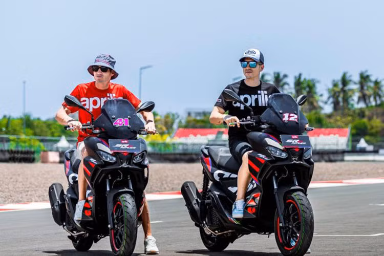 Aprilia SR GT 200 moi tu 106 trieu dong, thach thuc Honda ADV-Hinh-8
