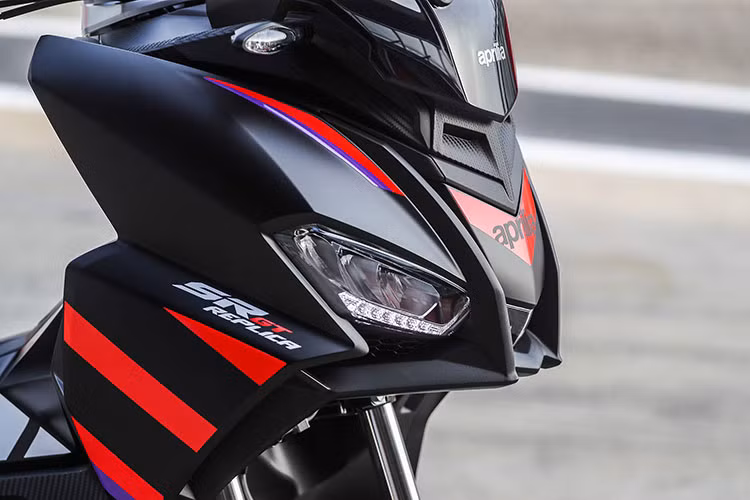 Aprilia SR GT 200 moi tu 106 trieu dong, thach thuc Honda ADV-Hinh-3