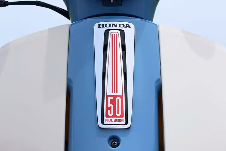 Can canh Honda Super Cub 50 cuoi cung, tu 49 trieu dong-Hinh-3