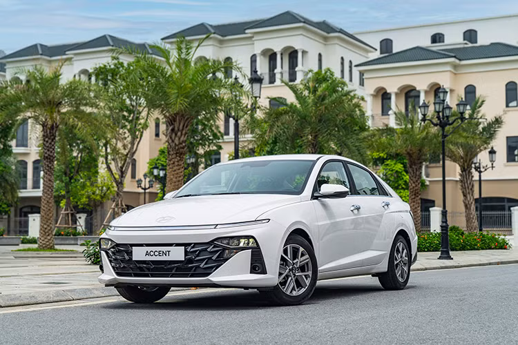 Hyundai tăng thời gian bảo hành ôtô, xe mới được giảm 45 triệu - Hình 2 Hyundai tang thoi gian bao hanh oto, xe moi duoc giam 45 trieu-Hinh-2