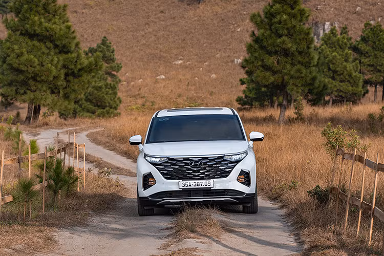 Hyundai tăng thời gian bảo hành ôtô, xe mới được giảm 45 triệu - Hình 3 Hyundai tang thoi gian bao hanh oto, xe moi duoc giam 45 trieu-Hinh-3