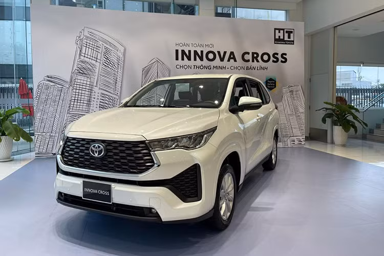 Điểm mặt loạt ôtô bán chạy nhất Việt Nam tháng 4/2024 - Hình 8 Diem mat loat oto ban chay nhat Viet Nam thang 4/2024-Hinh-8