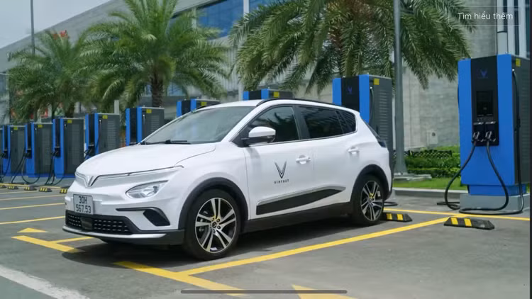 Ôtô điện tiếp tục được miễn lệ phí trước bạ thêm 2 năm Oto dien tiep tuc duoc mien le phi truoc ba them 2 nam