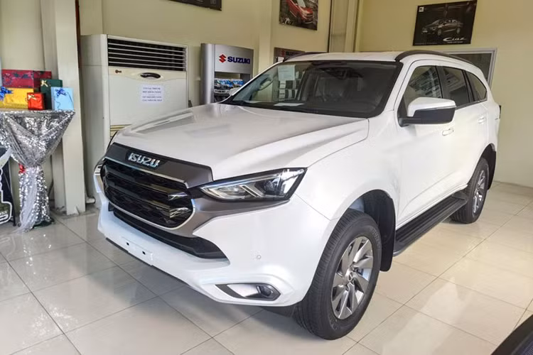 Loạt ôtô "ế chổng vó" Việt Nam tháng 4/2024, Toyota Corolla Cross lọt top - Hình 7 Loat oto
