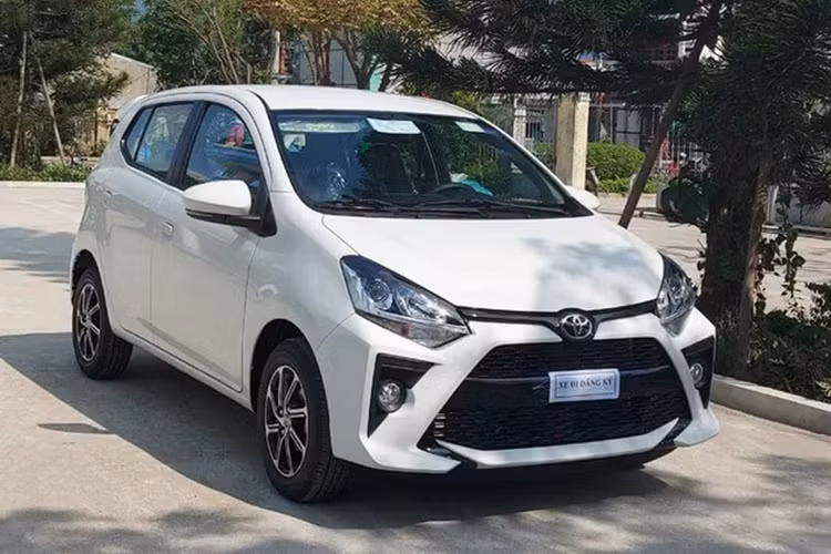 Những bê bối ôtô lỗi, hỏng tại Việt Nam năm 2023, từ Porsche đến Toyota - Hình 12 Nhung be boi oto loi, hong tai Viet Nam nam 2023, tu Porsche den Toyota-Hinh-12