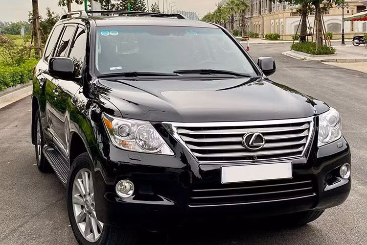 Lexus LX570 2010 - 