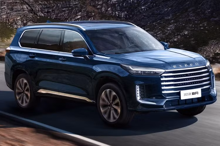 Chery Exeed VX PHEV lộ diện, "ăn xăng như ngửi" 1,5 lít/100km - Hình 2 Chery Exeed VX PHEV lo dien,
