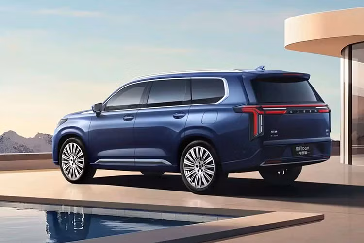 Chery Exeed VX PHEV lộ diện, "ăn xăng như ngửi" 1,5 lít/100km - Hình 5 Chery Exeed VX PHEV lo dien,