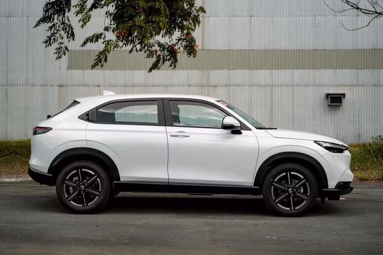 Tính đến hết tháng 10 của năm 2022, doanh số cộng dồn của Honda HR-V chỉ đạt 2.207 xe, đứng cuối trong danh sách SUV/CUV hạng B
